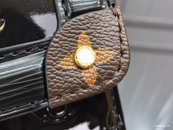 WIS VUITTON LOUIS WYNWOOD 0814